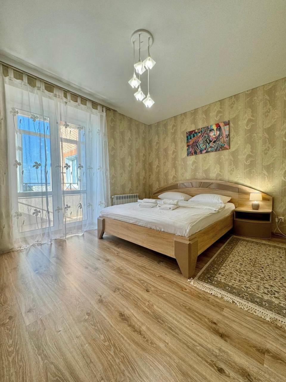 Apartpoltava: Central 2-Room Apartment with Panoramic Balcony Exterior photo
