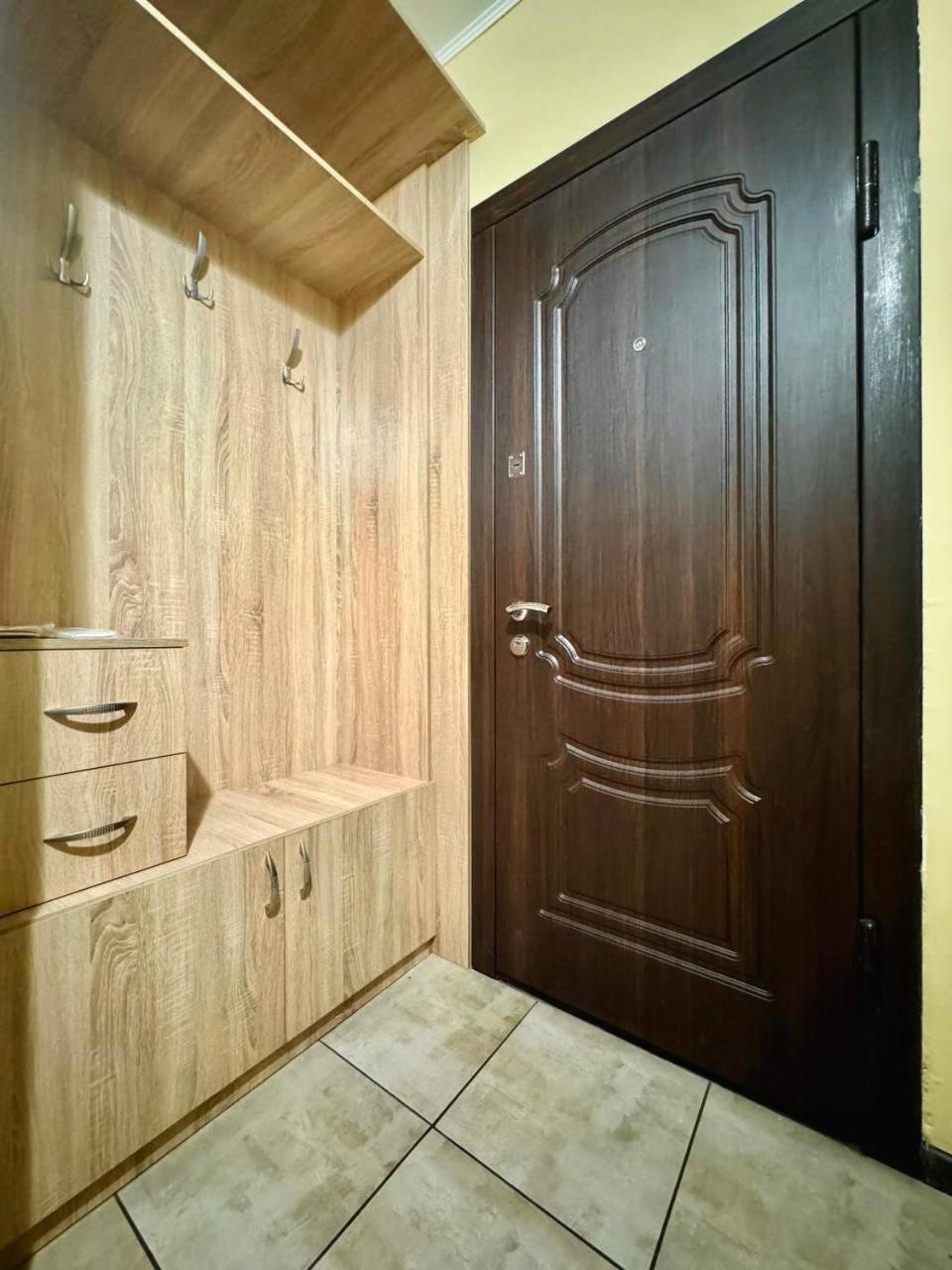 Apartpoltava: Central 2-Room Apartment with Panoramic Balcony Exterior photo
