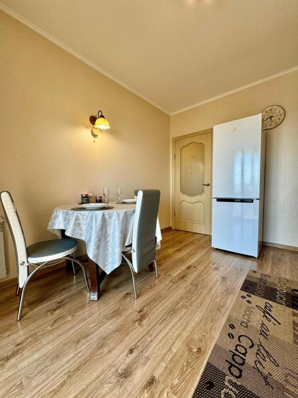 Apartpoltava: Central 2-Room Apartment with Panoramic Balcony Exterior photo