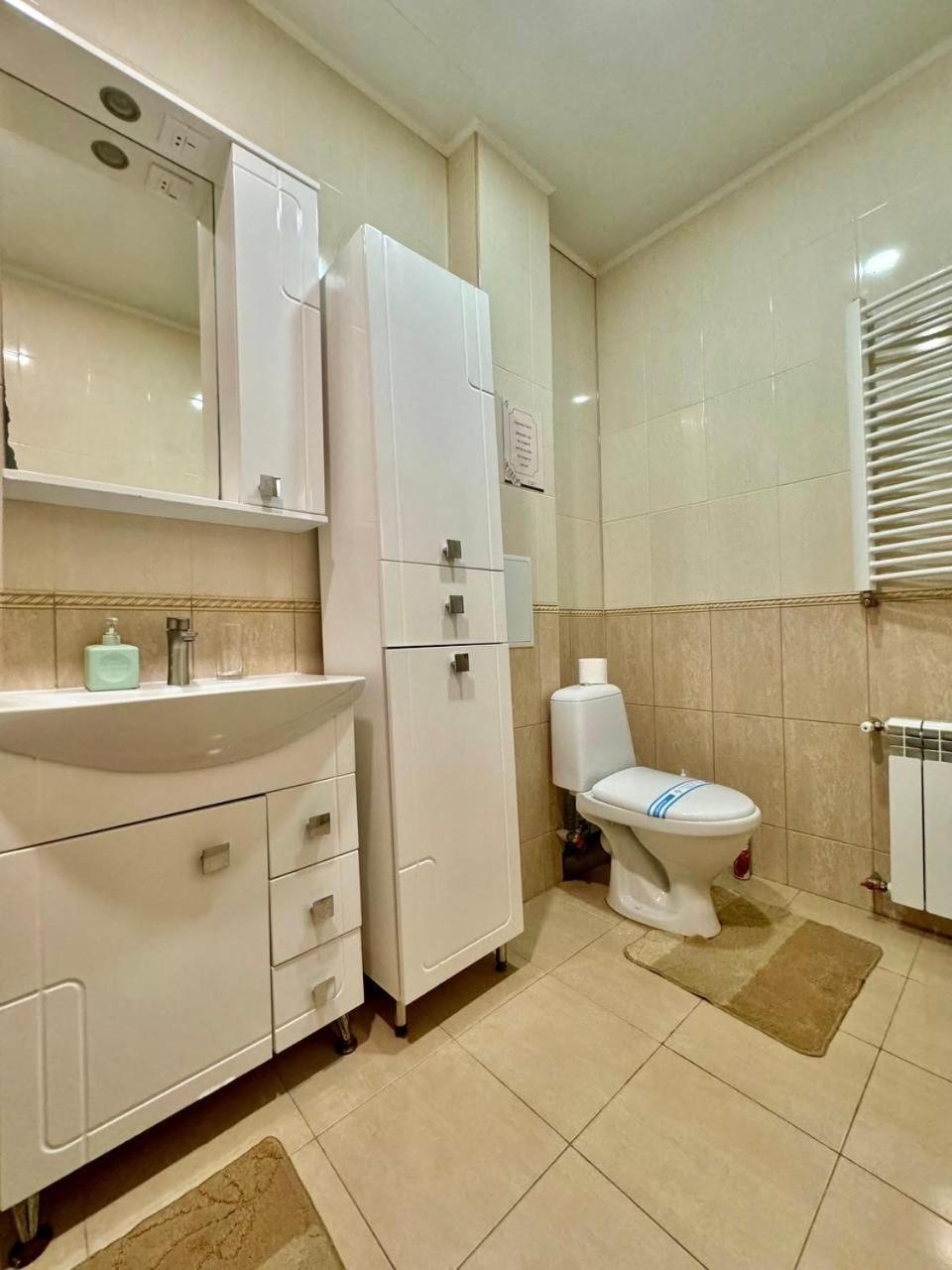 Apartpoltava: Central 2-Room Apartment with Panoramic Balcony Exterior photo
